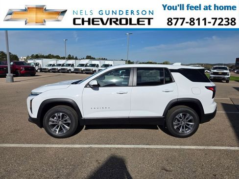 New 2026 Chevrolet Equinox LT w/ Convenience Package II AWD/4WD image 4