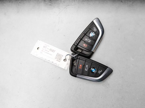 Used 2025 BMW M2 RWD image 70