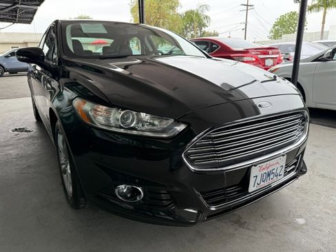 Used 2015 Ford Fusion Energi Titanium image 9