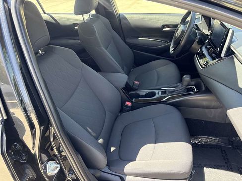 Used 2021 Toyota Corolla LE w/ Carpet Mat Package (TMS) FWD image 16