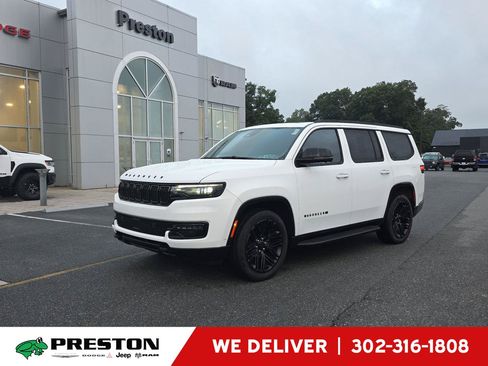 Used 2024 Jeep Wagoneer Series II w/ Convenience Group I AWD/4WD image 1