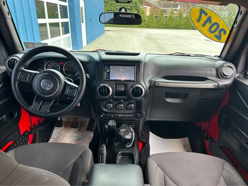 Used 2017 Jeep Wrangler Unlimited Sport w/ Mopar Black Appearance Group image 7