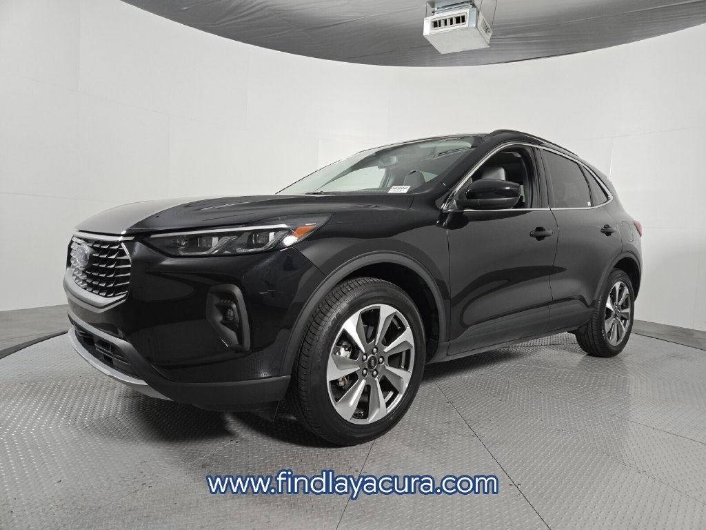 Used 2025 Ford Escape Platinum AWD/4WD image 2