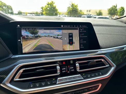 Used 2022 BMW X6 M50i w/ Premium Package AWD/4WD image 30