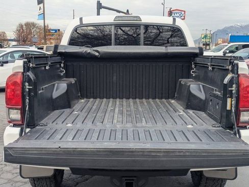 Used 2020 Toyota Tacoma SR image 6