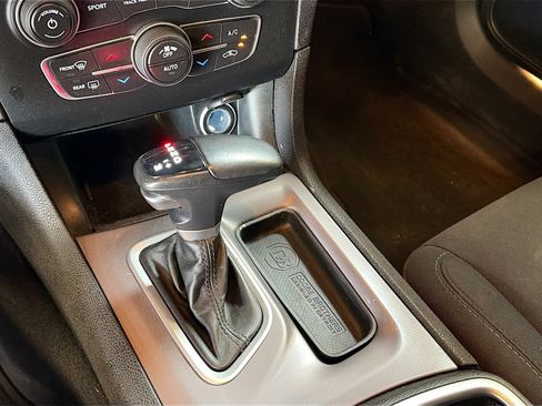 Used 2022 Dodge Charger GT AWD/4WD image 16