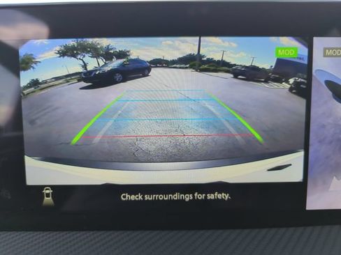 Certified 2025 Nissan Kicks SR FWD image 35