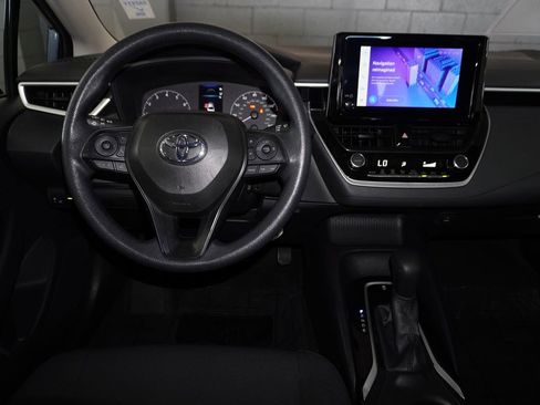 Certified 2025 Toyota Corolla LE image 9