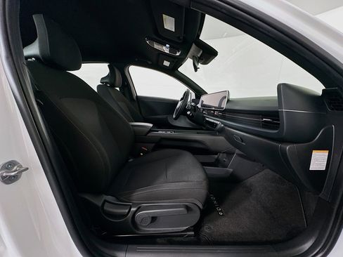 Used 2024 Hyundai Ioniq 6 SE image 31