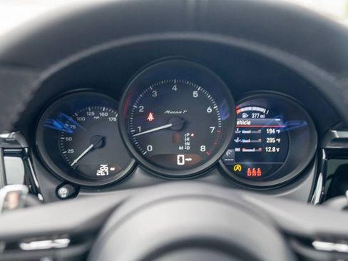 New 2026 Porsche Macan Turbo AWD/4WD image 16
