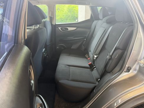Used 2020 Nissan Rogue Sport S FWD image 22