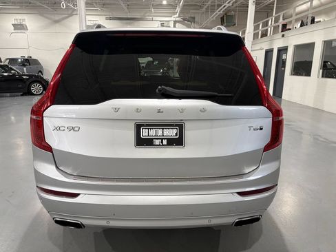 Used 2017 Volvo XC90 T6 Momentum w/ Vision Package AWD/4WD image 6