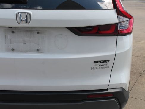 Used 2023 Honda CR-V Sport Touring image 4