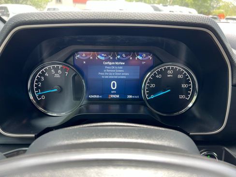 Used 2022 Ford F150 XLT w/ Equipment Group 302A High AWD/4WD image 19