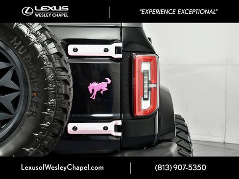 Used 2023 Ford Bronco Outer Banks image 8