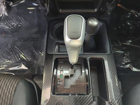 Certified 2024 Toyota 4Runner TRD Off-Road image 14