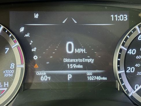 Used 2020 Toyota Highlander XLE AWD/4WD image 27