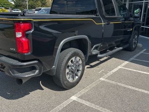 Used 2023 Chevrolet Silverado 2500 LTZ w/ Carhartt Edition image 3