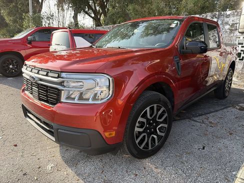 Used 2024 Ford Maverick Lariat FWD image 9