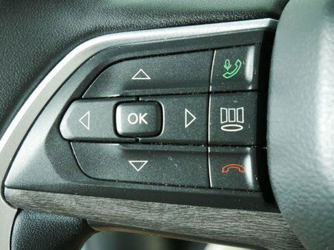 Certified 2023 Jeep Grand Cherokee L Limited w/ Luxury Tech Group II AWD/4WD image 26