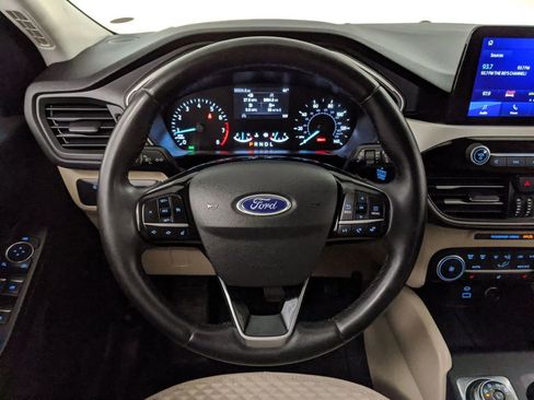 Used 2021 Ford Escape SE w/ Cold Weather Package image 10