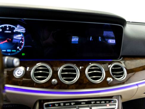 Used 2023 Mercedes-Benz E 450 4MATIC All-Terrain Wagon image 18