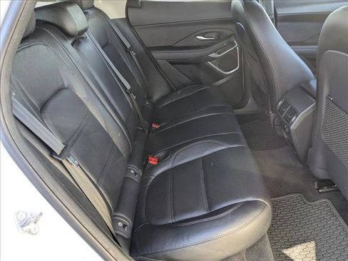 Used 2020 Jaguar E-PACE SE image 20