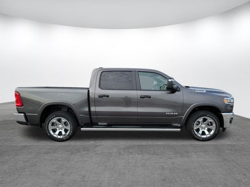 Used 2026 RAM 1500 Big Horn AWD/4WD image 4