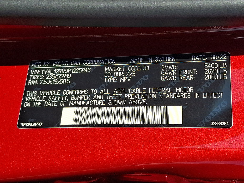 Used 2023 Volvo XC60 B5 Core AWD/4WD image 29