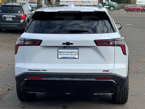 New 2026 Chevrolet Equinox RS w/ Convenience Package III AWD/4WD image 6