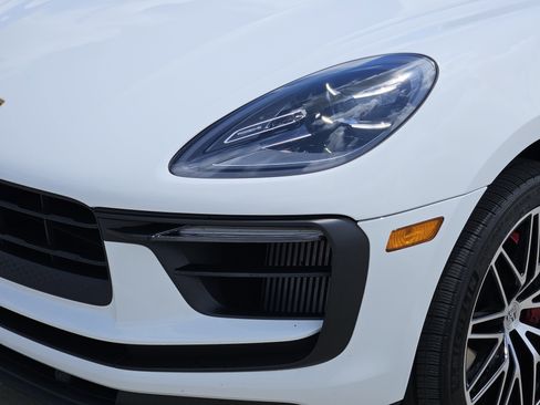 Used 2023 Porsche Macan S image 12