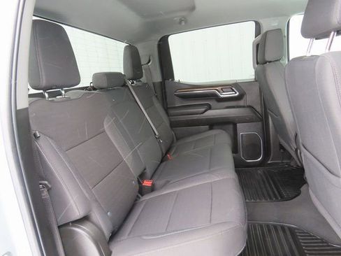 Used 2024 Chevrolet Silverado 1500 LT image 31