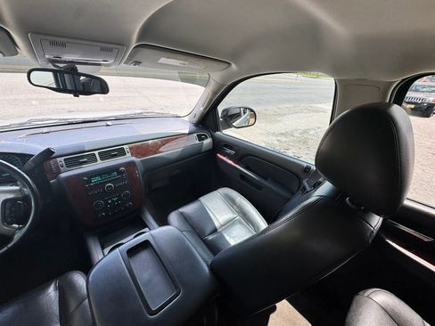 Used 2013 Chevrolet Tahoe LT AWD/4WD image 20