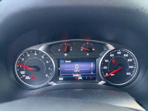 Certified 2022 GMC Terrain SLE w/ Driver Convenience Package image 15