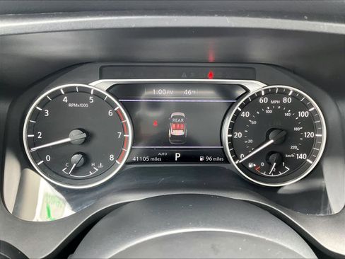 Used 2024 Nissan Rogue SV image 24