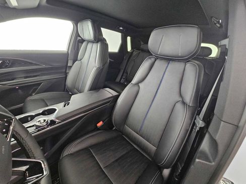 New 2026 Cadillac Lyriq Sport image 21