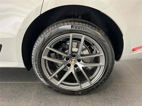 New 2026 Porsche Macan Turbo AWD/4WD image 11
