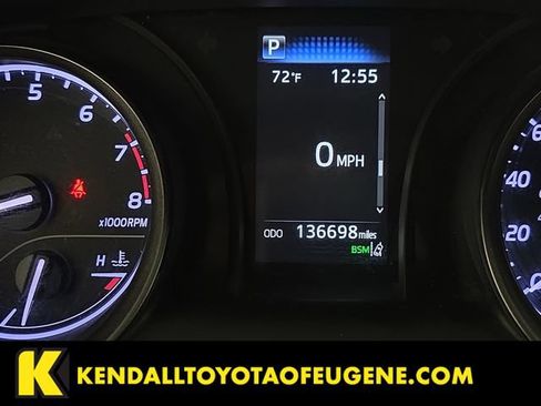 Used 2022 Toyota Camry SE w/ Cold Weather Package FWD image 12