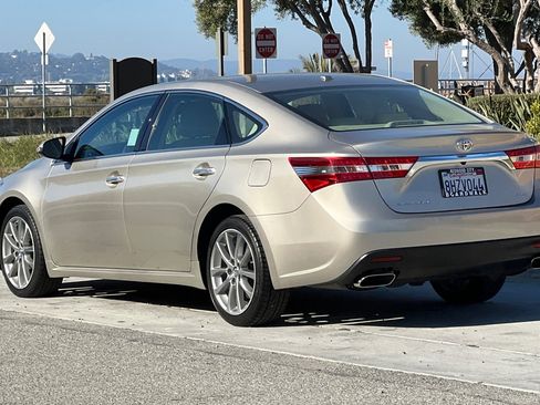 Used 2015 Toyota Avalon XLE Touring image 6
