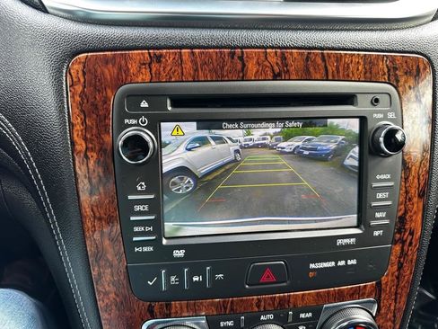 Used 2013 Chevrolet Traverse LT w/ LPO, 'HIT The Road' Package AWD/4WD image 17