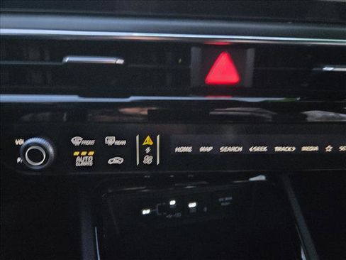 Used 2025 Kia K5 GT-Line w/ GT-Line Premium Package image 19