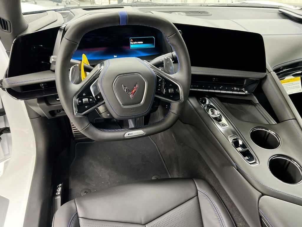 New 2026 Chevrolet Corvette E-Ray w/ Stealth Interior Trim Package AWD/4WD image 11