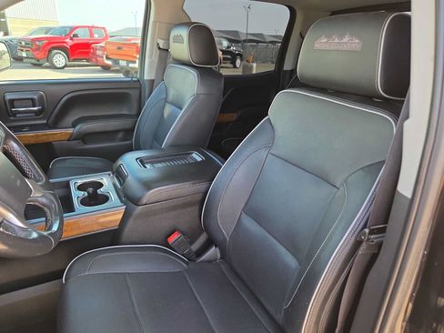 Used 2018 Chevrolet Silverado 1500 High Country AWD/4WD image 15