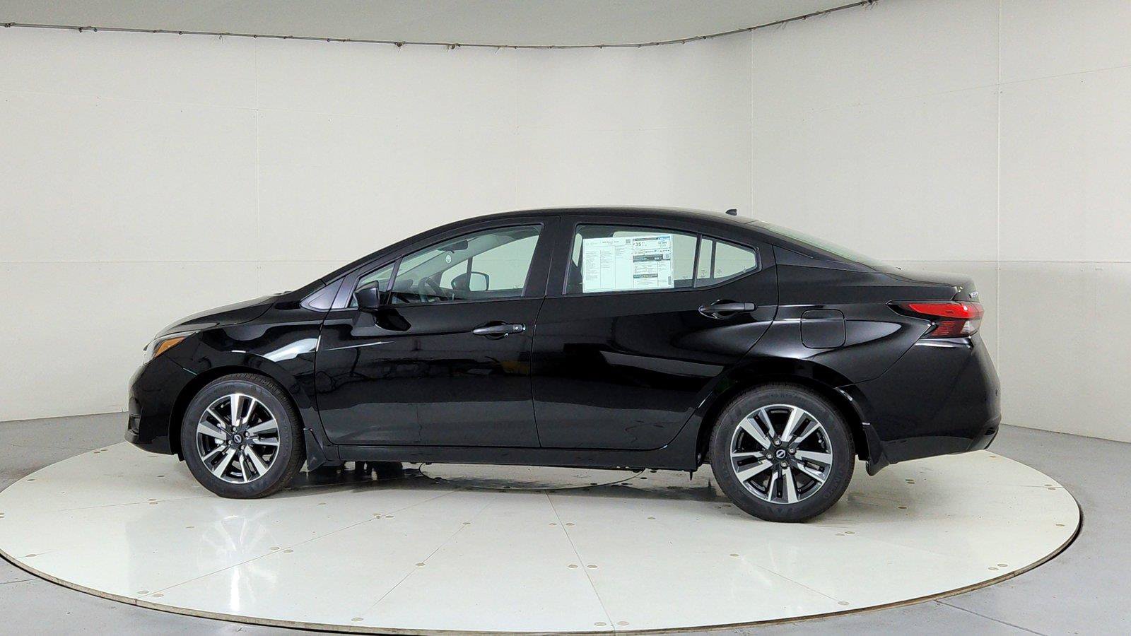 Used 2025 Nissan Versa S w/ S Plus Package FWD image 4