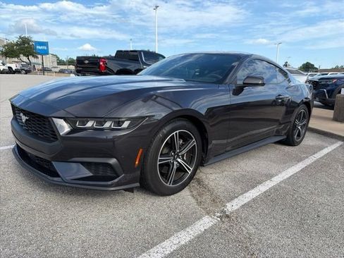 Used 2024 Ford Mustang Coupe RWD image 2