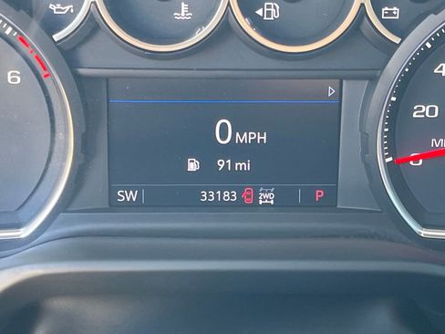 Used 2022 Chevrolet Silverado 1500 LT Trail Boss w/ Bed Protection Package image 17