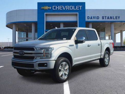 Used 2018 Ford F150 Platinum w/ Equipment Group 701A Luxury AWD/4WD image 4