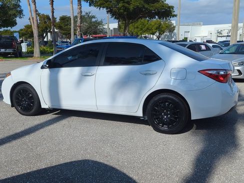Used 2016 Toyota Corolla LE image 8