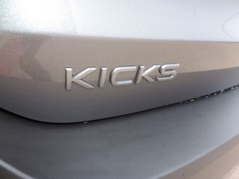 New 2026 Nissan Kicks SV image 12