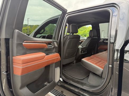 Used 2026 GMC Sierra 1500 Denali Ultimate AWD/4WD image 24